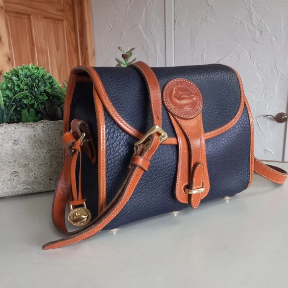 Dooney & Bourke Essex crossbody, Midnight Blue, 1993 - Picture 1 of 13